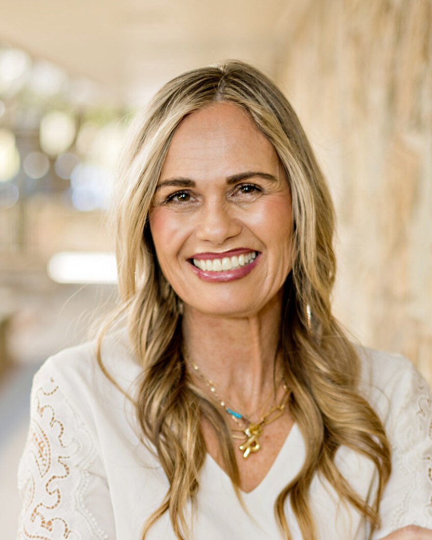 Rebecca Lair — Assistant Account Manager